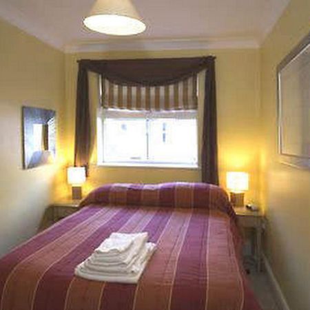 Hof - Stanshawe Court Apartments Ридинг Экстерьер фото