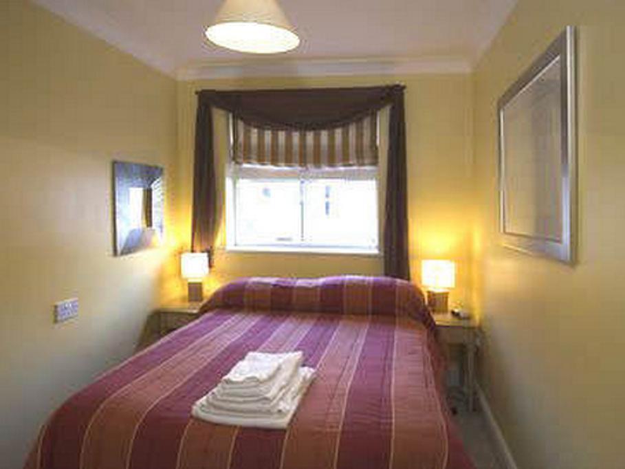 Hof - Stanshawe Court Apartments Ридинг Экстерьер фото